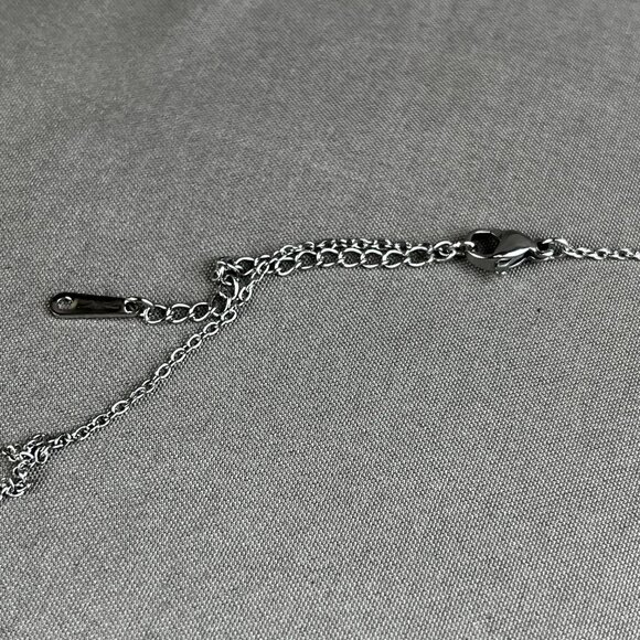 Hello Kitty necklace - Picture 3 of 3